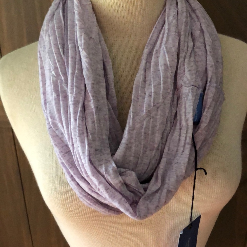 Simply Vera Loop Scarf